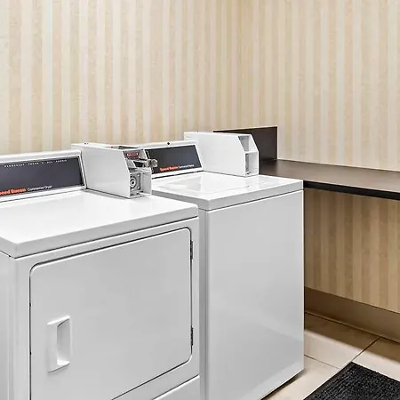 Red Lion Hotel Portland Airport 